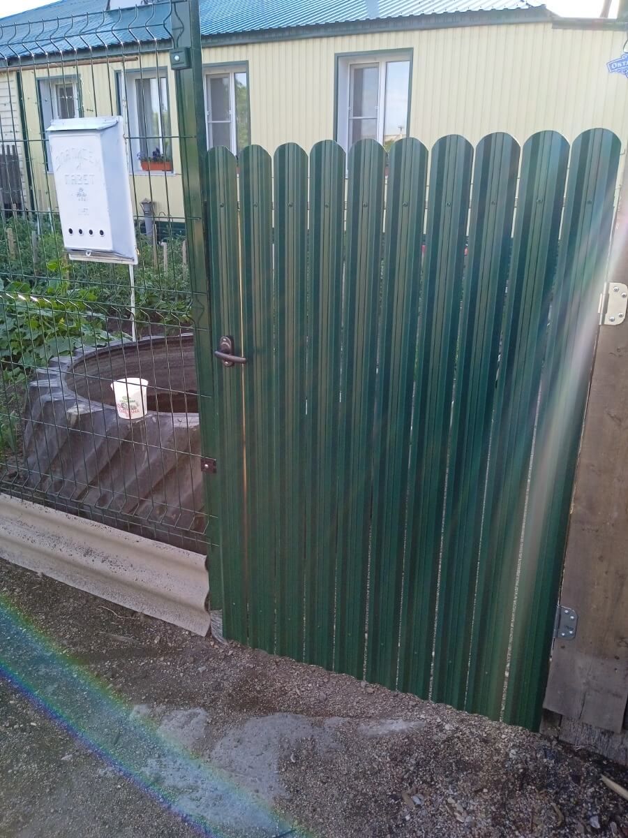 Калитка из штакетника ЭКО-М RAL6005/6005 Зеленый Мох двусторонний в Омске