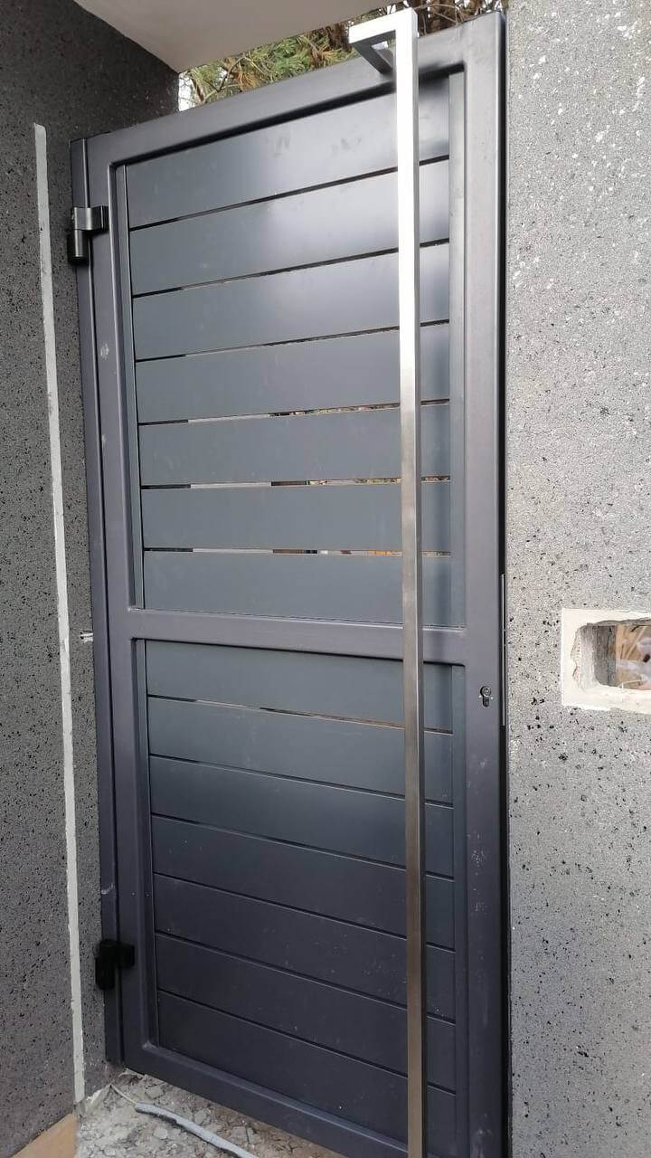 Забор-ранчо из металлопланкена 36м RAL7024 Серый Графит фото 5 в Омске