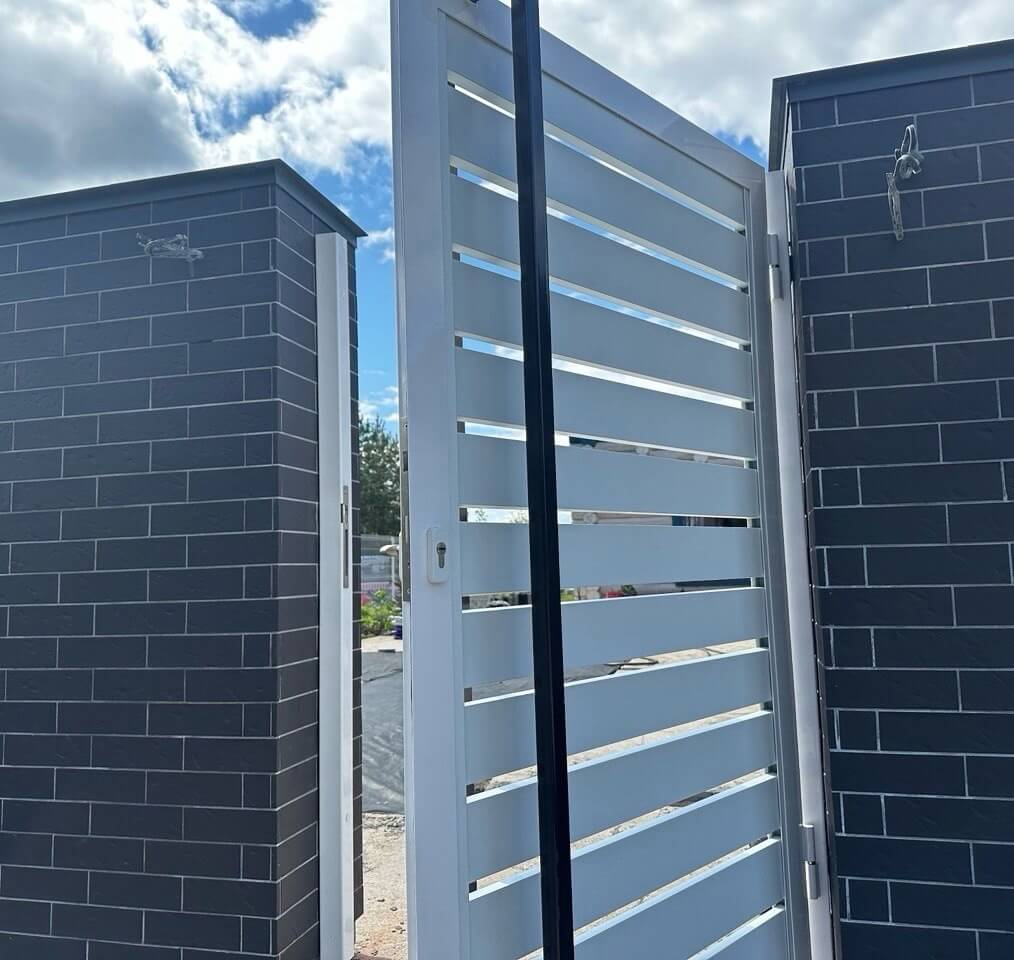 Калитка из металлопланкена RAL9003 Белый фото 1 в Омске