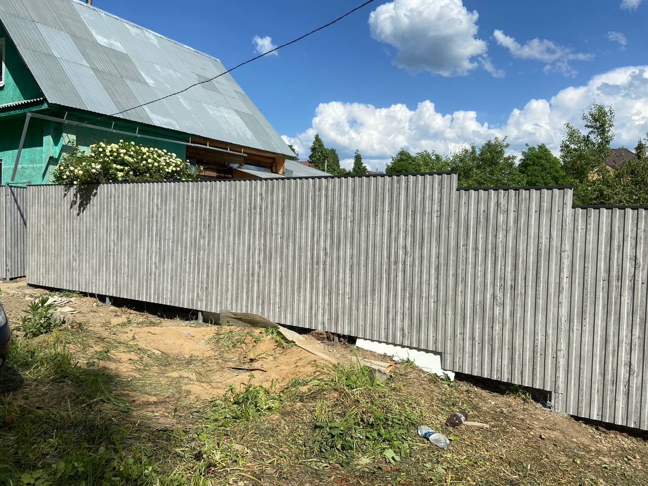 Забор из профнастила НС-10 42м Светлая Береза SteelArt фото 7 в Омске